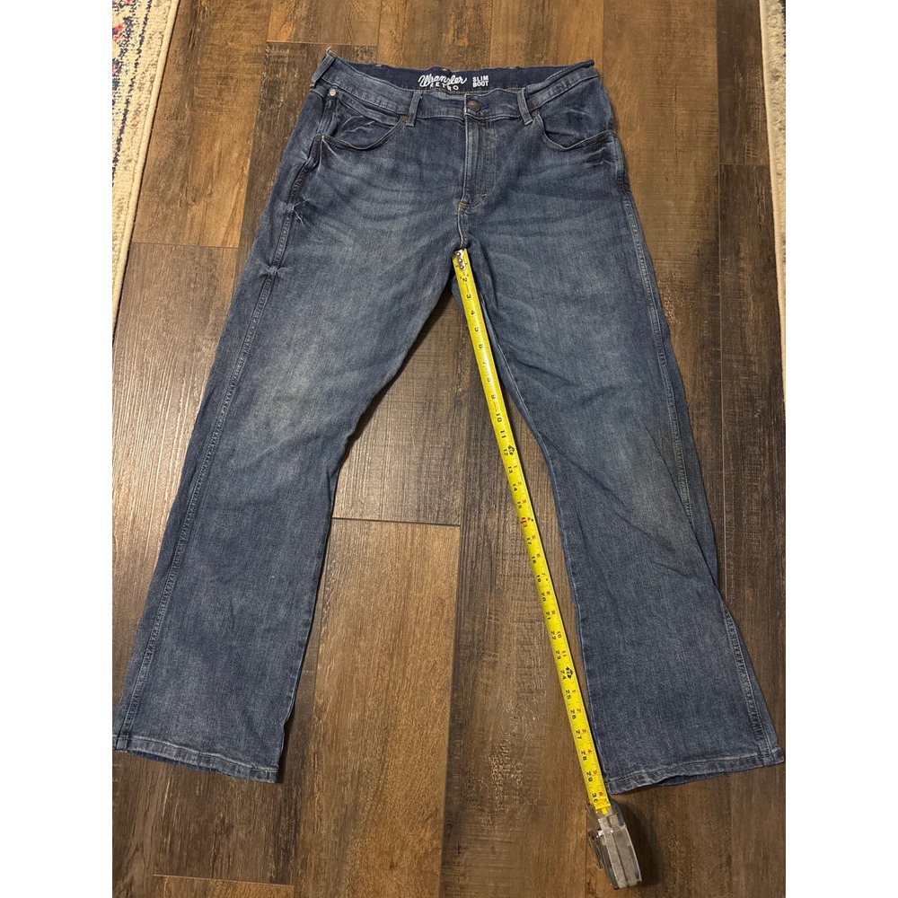 Wrangler Retro Slim Boot Jeans Mens 34x32 Medium Wash Blue Denim 1077MWZCL - Picture 3 of 5